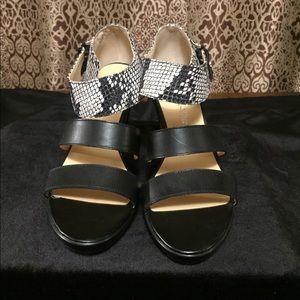 Bella vita B&W heels/pumps